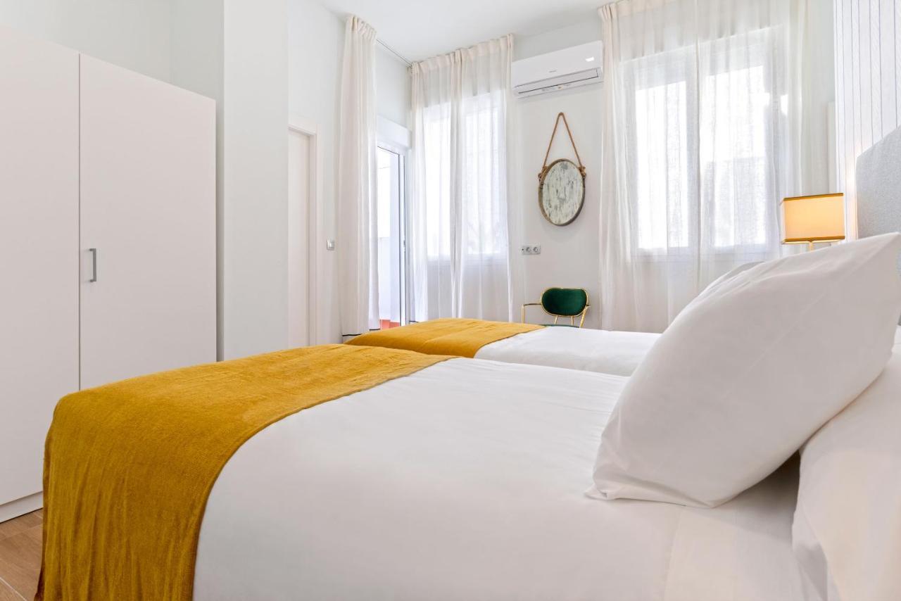 Genteel Home Recaredo Sevilla Exterior foto